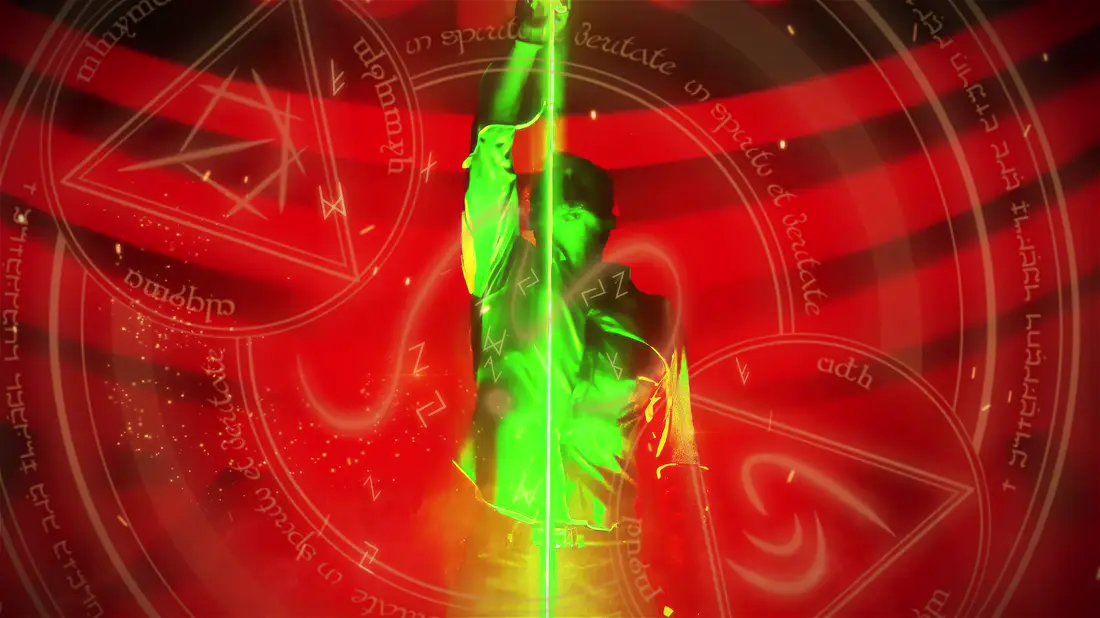 El Guardián recortado sobre un fondo rojo intenso, atravesado por un haz verde vertical